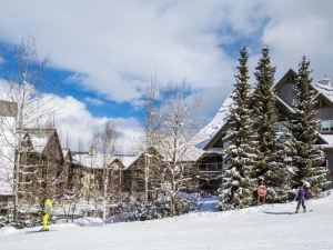 The Aspens by Whistler Premier