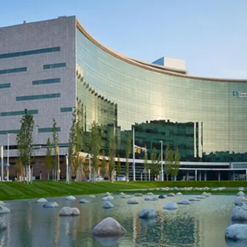 InterContinental Hotels SUITES HOTEL CLEVELAND by IHG Отели рядом с достопримечательностью «Кливлендский оркестр»