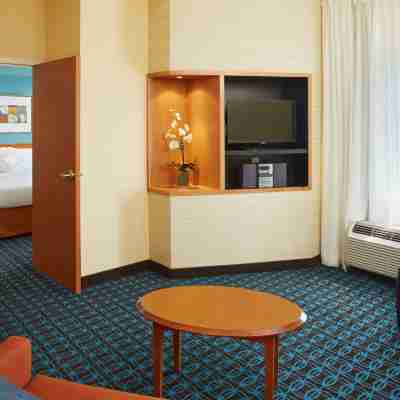 Fairfield Inn & Suites Atlanta Stonecrest Rooms