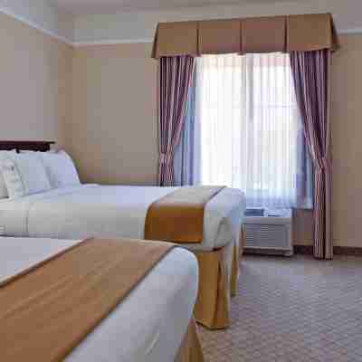 ホリデイ イン エクスプレス ホテル & スイーツ サン ディマス by IHG Rooms