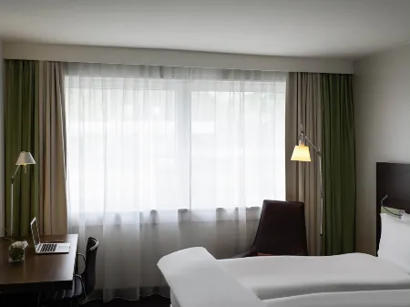 พูลแมน โคโลญจน์