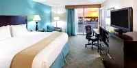 Holiday Inn Express & Suites Charleston Dwtn - Westedge