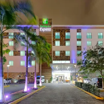 Holiday Inn Express VILLAHERMOSA TABASCO 2000 by IHG