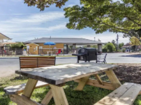 Quality Inn Aberdeen Hotels in Moore County