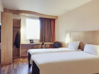 Ibis Aix-en-Provence Hotels in Meyreuil