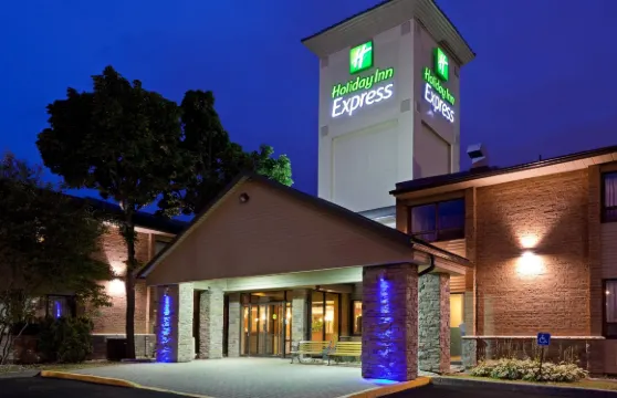 Holiday Inn Express 多倫多東 - 士嘉堡 by IHG