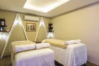 Sunrise Hotel
