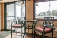 Super 8 by Wyndham Petoskey Hotels in Petoskey