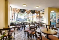 Quality Inn on Historic Route 66 - breakfast