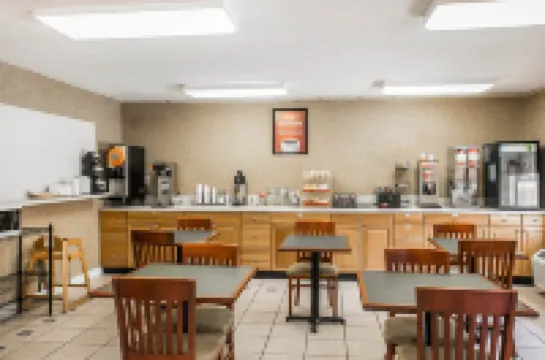 Econo Lodge Augusta, Downtown