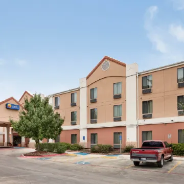 Comfort Inn & Suites Near Medical Center