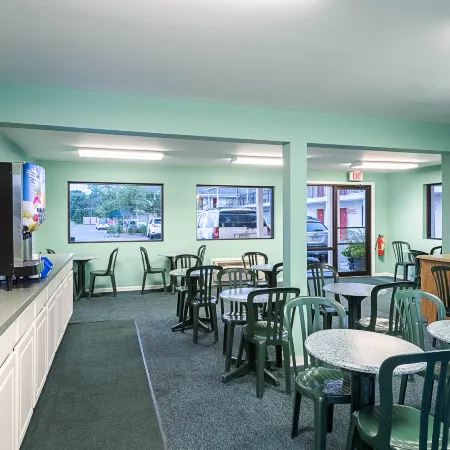 Rodeway Inn & Suites