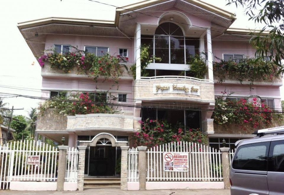 Paper Country Inn - Housity