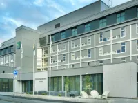 Quality Airport Hotel Værnes فنادق في Midtsandan