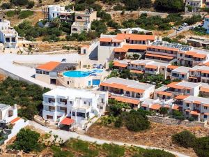 Creta Suites