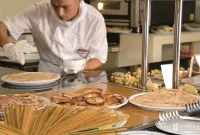 內爾哈遊艇碼頭海灘飯店&水療中心 - 早餐
