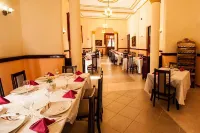 Hotel Royalton Hotels near Parque