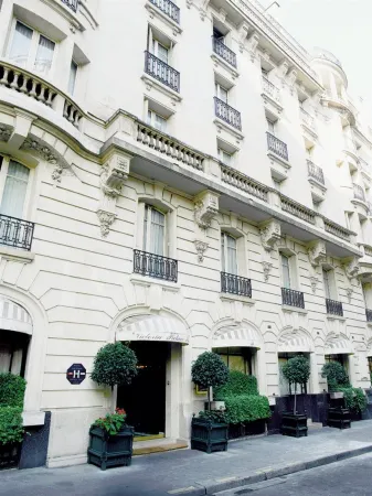 Victoria Palace Hotel