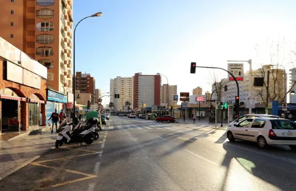 洛雷斯馬爾 11-E 公寓酒店