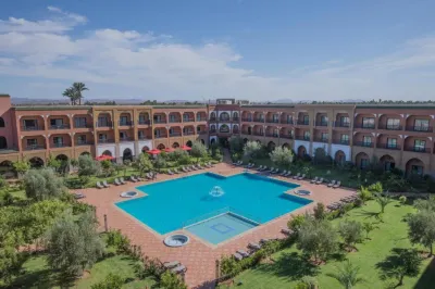 Dwo Marrakech Ennakhil Hôtels à : Ouahat Sidi Brahim