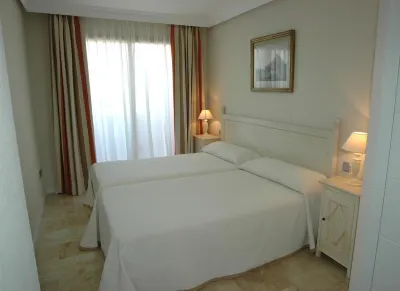 Apartamentos Manilva Green 마닐바 호텔