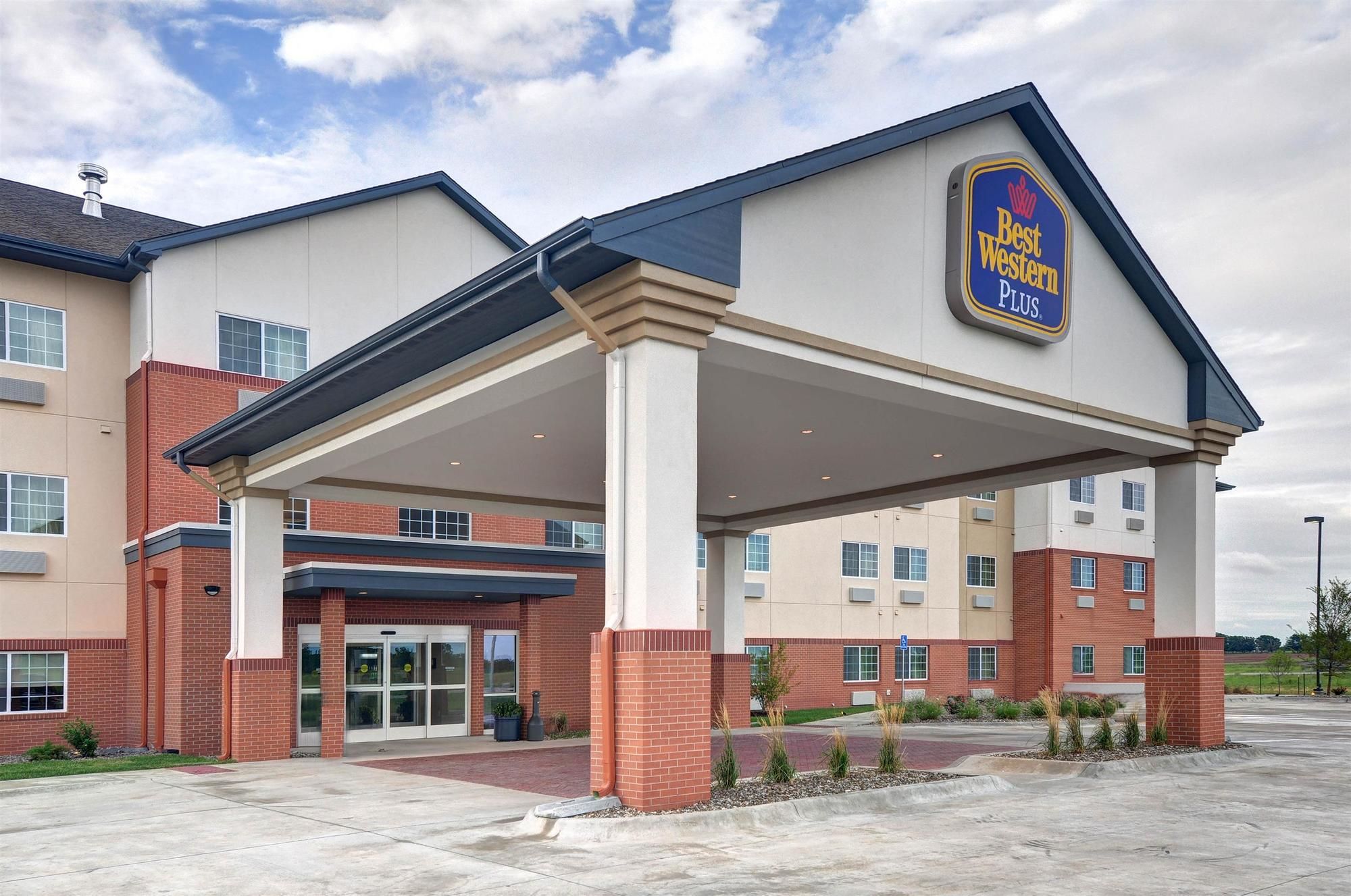 Best Western Plus Patterson Park Inn