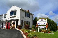 Williamstown Motel Hotels near MASS MoCA