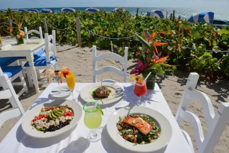 Beachcomber Resort & Club