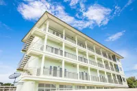 J-House Phetchaburi Hotels in 