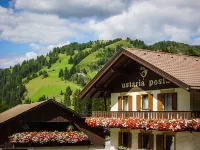 Hotel Ustaria Posta Các khách sạn gần Museum Ladin Ciastel De Tor