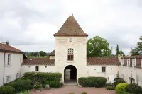 Logis Hotel le Prince Noir Hotels in Lusignan-Petit