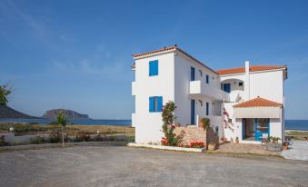 Venti Seaside Adult Hotel