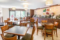 Quality Inn & Suites Hôtels à : Dawsonville