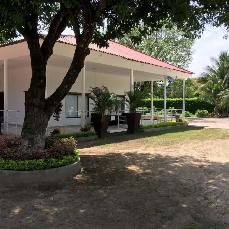 Arizona Ranch Hotel