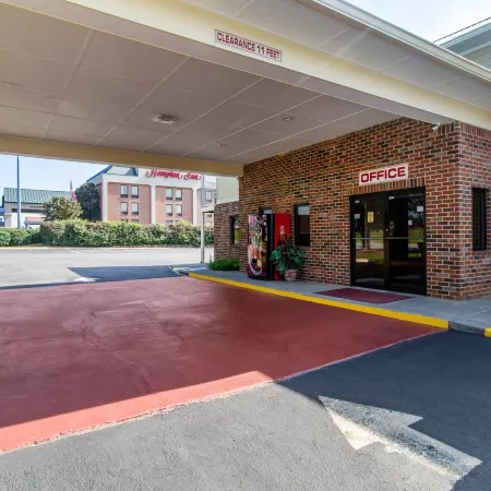 Econo Lodge - Athens