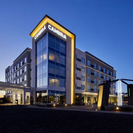 Cambria Hotel Phoenix Chandler - Fashion Center