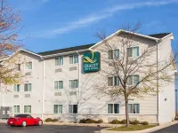 Quality Inn & Suites Loves Park Near Rockford Hotels in Loves Park