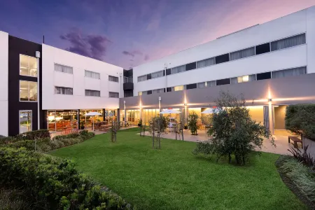 Atura Dandenong, an EVT hotel