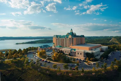 Chateau on the Lake Resort Spa and Convention Center