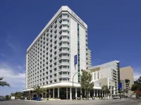 Novotel Perth Langley Hotels in der Nähe von Active Remedial Massage