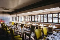 Macdonald Compleat Angler - breakfast
