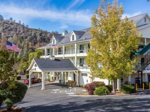 Quality Inn Yosemite Valley Gateway