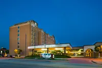 DoubleTree by Hilton Whittier Los Angeles Hotels near Half Off Books Records Films
