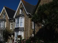 Duporth Guest House Hotels near Mousehole