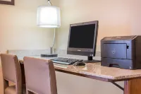 Comfort Inn & Suites Các khách sạn ở South Burlington