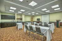 Holiday Inn Express & Suites Columbus SW-Grove City
