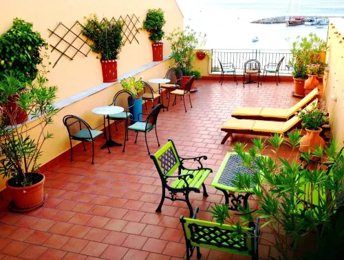 Palermo Mare Holidays Hotels in Sferracavallo