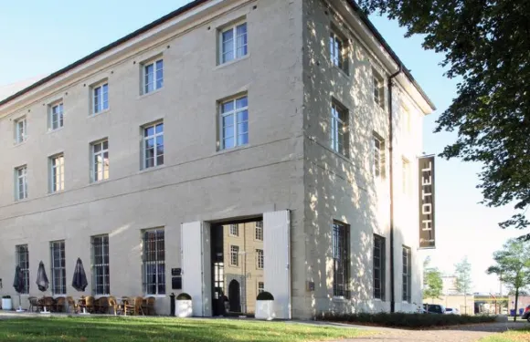 菲爾福爾德洛奇酒店