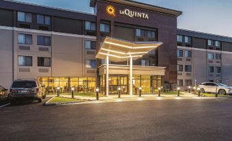 La Quinta Inn & Suites by Wyndham Salem NH