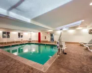 Sleep Inn & Suites Edmond Near University - Kolam Renang